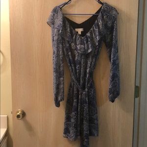 Michael Kors Off the shoulder dress